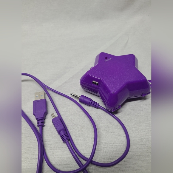 Lisa Frank Compact Star Speaker 3.5mm Plug And USB Included- Y2K - Picture 5 of 6